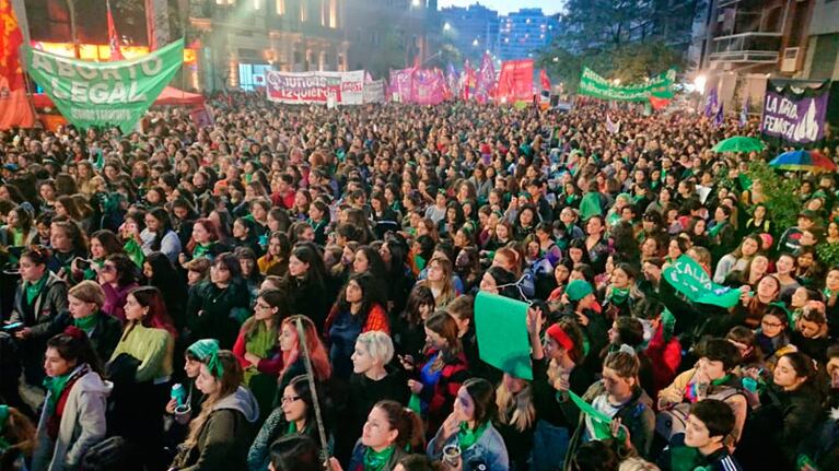 Más de 10 mil personas se concentraron en el centro cordobés.