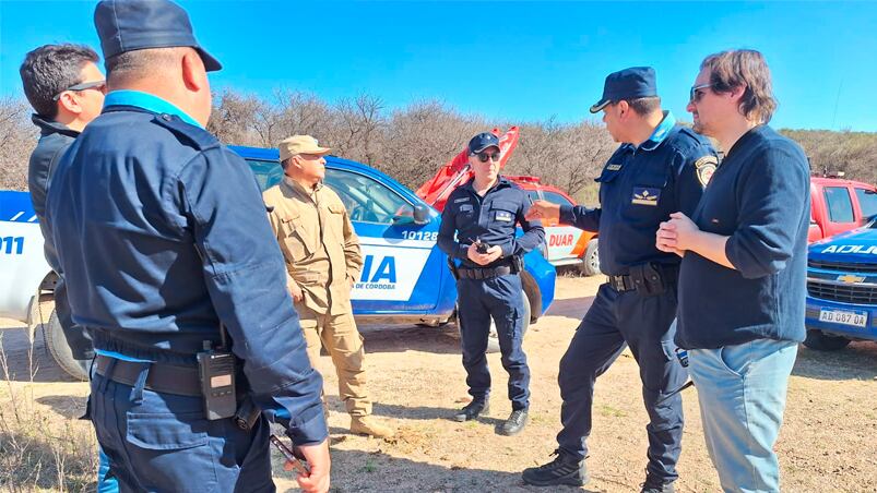 Más de 100 efectivos participan de la búsqueda en Capilla del Monte.