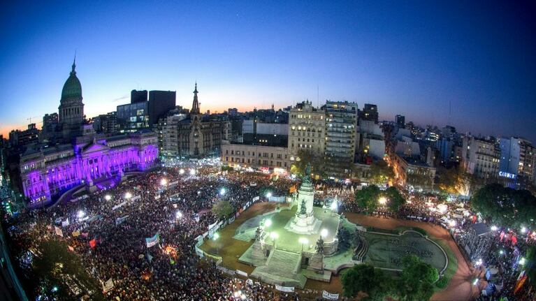Más de 150 mil personas hubo en el Congreso. Foto: La Nación