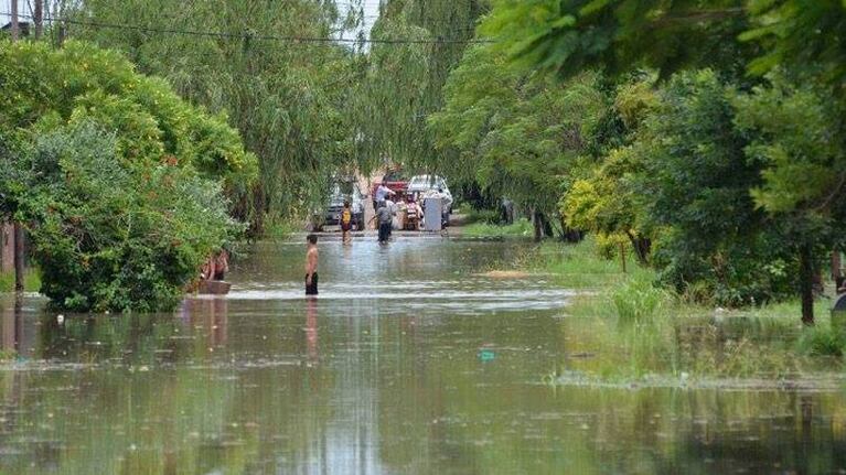 Más de 20 mil personas fueron evacuadas en todo el Litoral. Foto: Télam