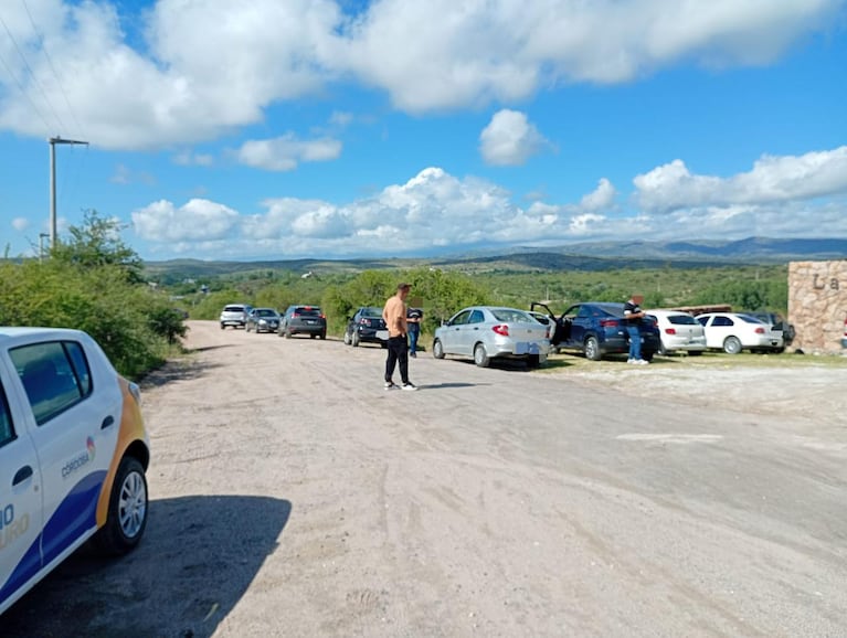 Más de 300 personas en plena fiesta sin autorización.