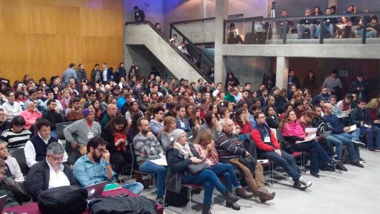 Más de 400 estudiantes y periodistas participarán del evento.