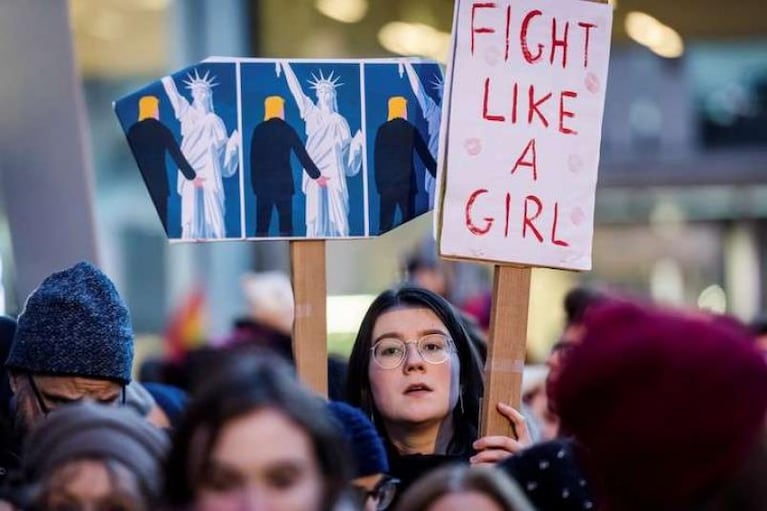 Masiva marcha contra Trump 