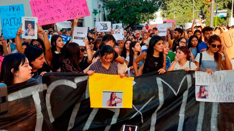 Masiva marcha en Catamarca en pedido de justicia por Micaela Brenda Gordillo.