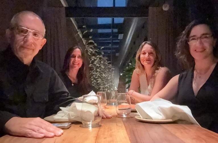 Maslatón y sus amigas, en El Papagayo.