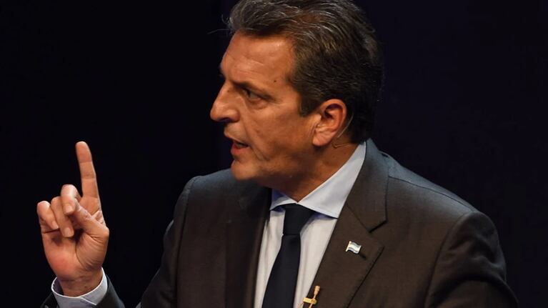 Massa dio marcha atrás y continuará en su cargo.