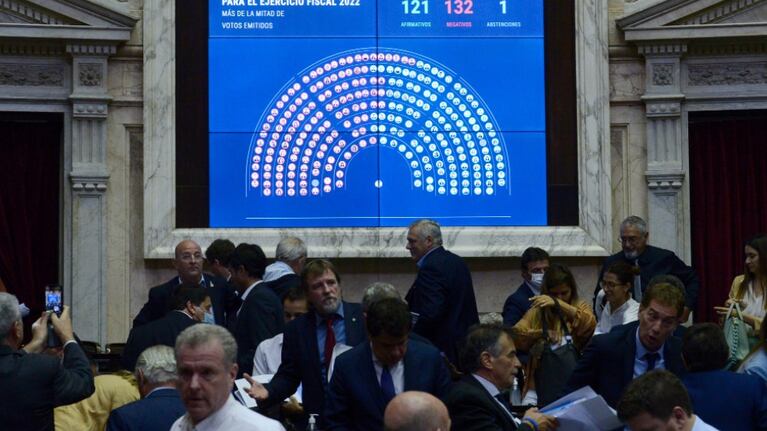 Massa y Máximo Kirchner no pudieron revertir la derrota.