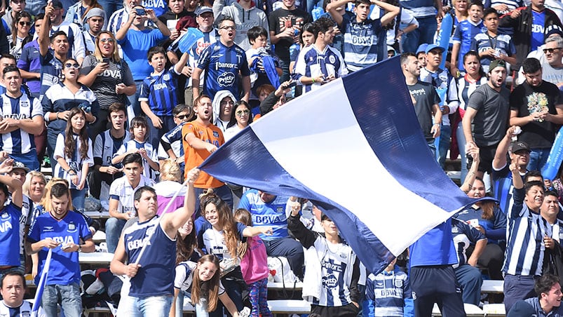 Matadores y Piratas regalaron un partido vibrante. Foto: Lucio Casalla / ElDoce.tv.