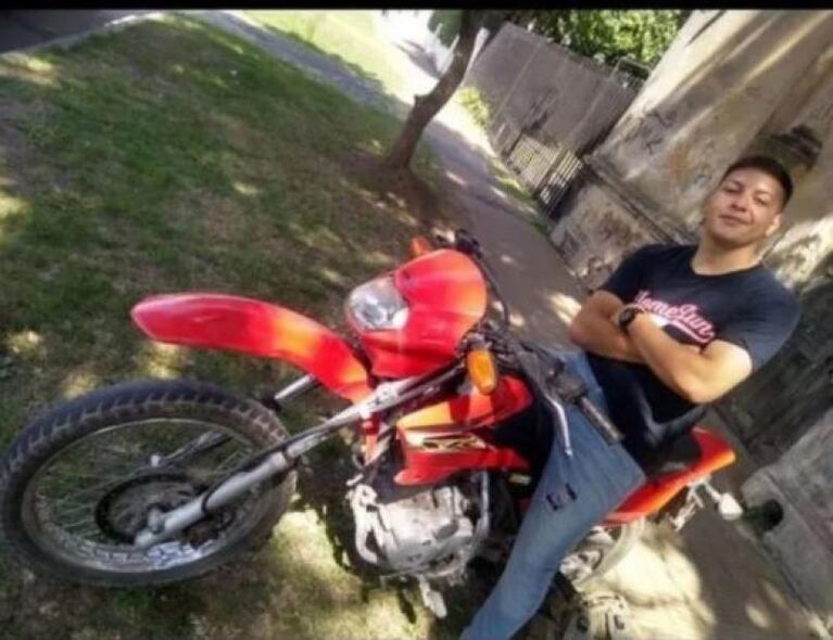 Matan a un soldado voluntario para robarle la moto en la puerta de su casa 