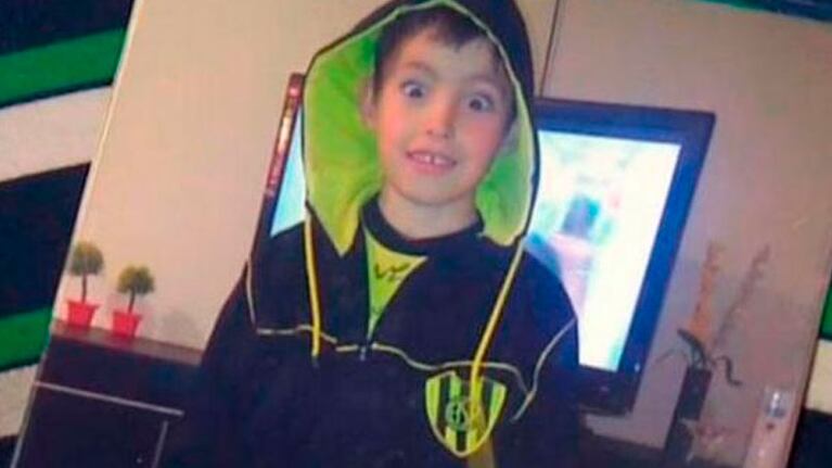 Mateo tenía 8 años y estaba jugando cuando lo mataron en Villa Santa Rosa.