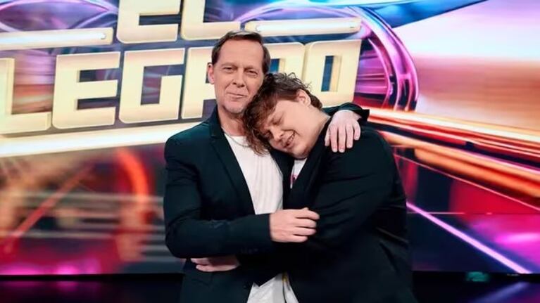 Matías Martin conduce el programa con su hijo Luca.