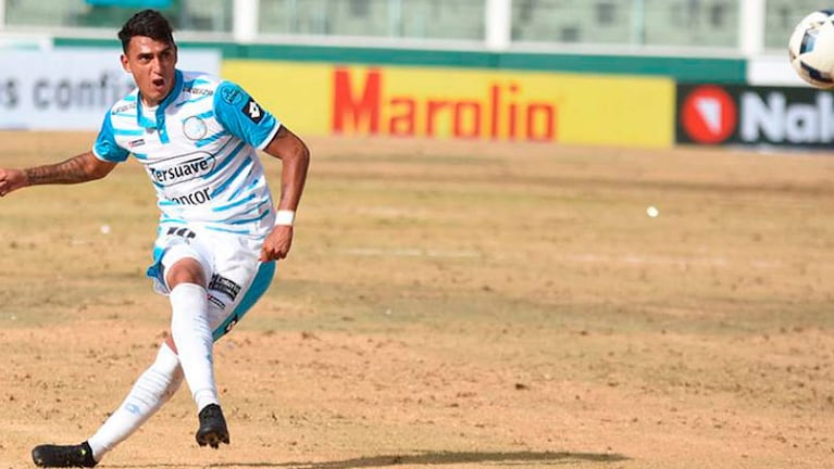 Matías Suárez en el último partido de Belgrano en el Kempes. ¿Llegará para el domingo? Foto: Lucio Casalla / Archivo ElDoce.tv