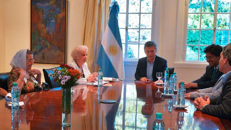 Mauricio Macri en la reunión con Estela de Carlotto en Olivos.