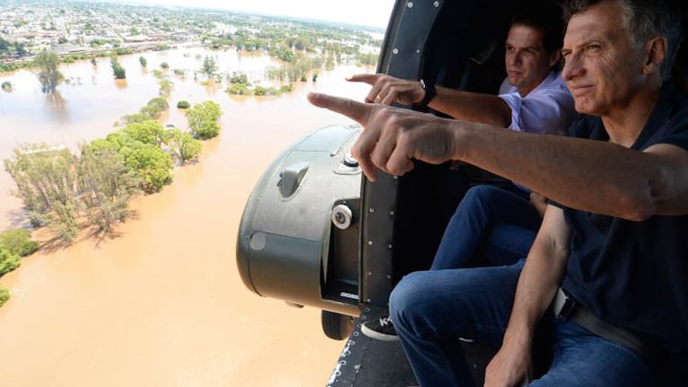 Mauricio Macri en los sectores más afectados por las lluvias. 