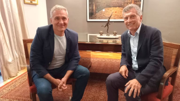 Mauricio Macri junto al periodista Jorge Cuadrado en un mano a mano exclusivo con Telenoche.