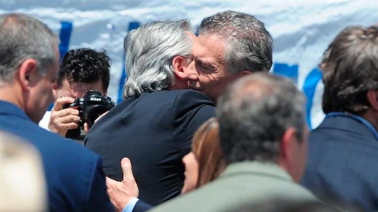 Mauricio Macri y Alberto Fernández, juntos en la misa por la "unidad y la paz"