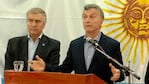 Mauricio Macri y el ministro Oscar Aguad en la sede de la Armada.