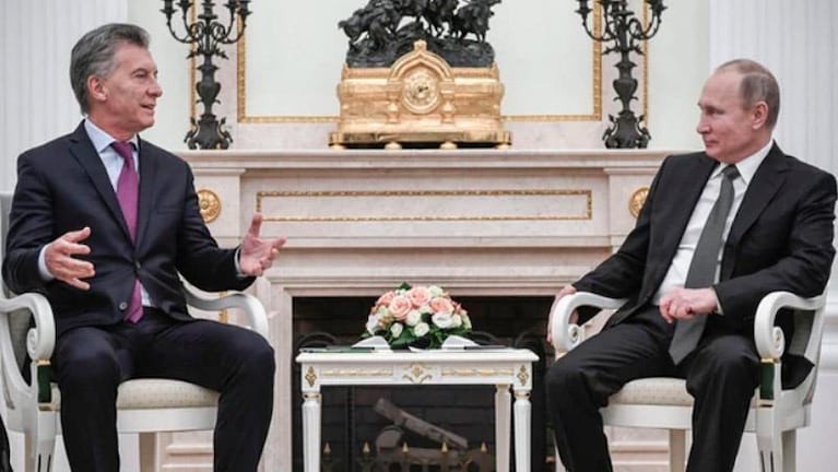 Mauricio Macri y Vladimir Putin intercambiaron elogios en Rusia