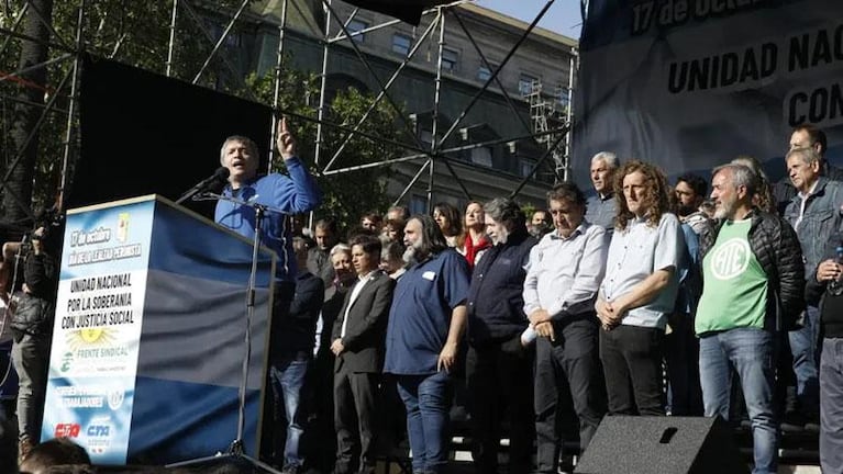 Máximo Kirchner: "Los trabajadores están esperando que dejen de traicionarlos"