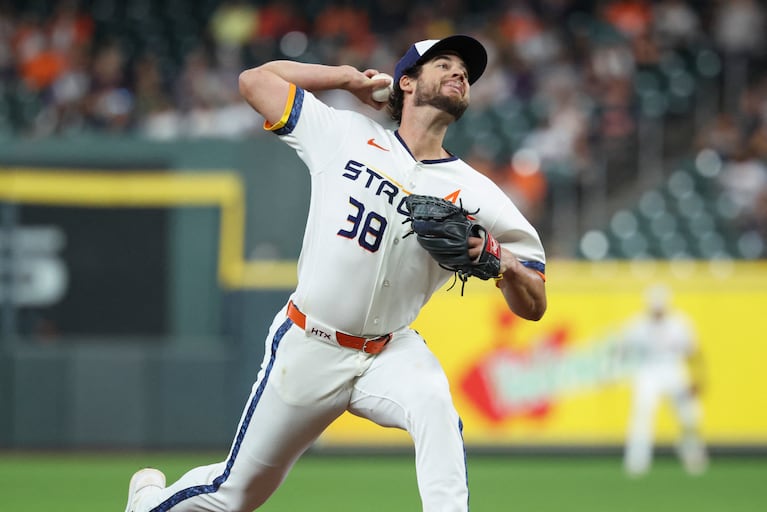 May 11, 2026; Houston, Texas, USA; Houston Astros starting pitcher Peter Lambert (38) delivers a pitch during the second inning against the Seattle Mariners at Daikin Park. Mandatory Credit: Troy Taormina-Imagn Images