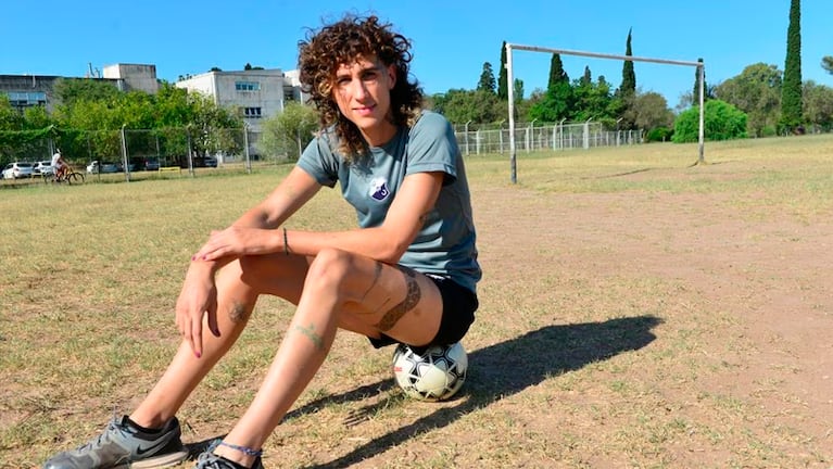 Mercedes Fernández, primera mujer trans en la Liga Cordobesa de Fútbol.