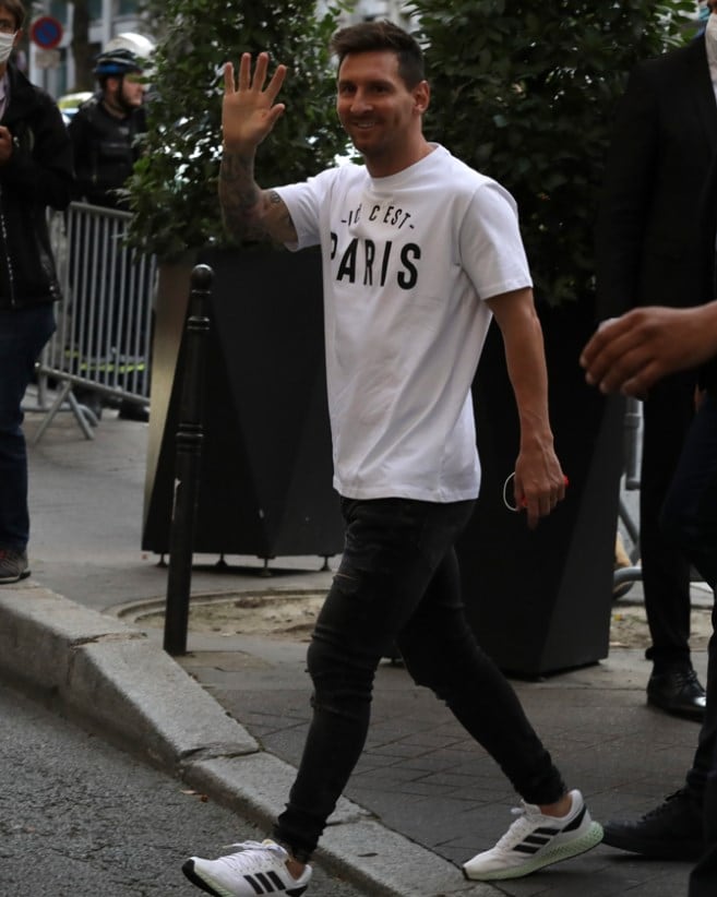 Messi, a pura sonrisa en Francia.