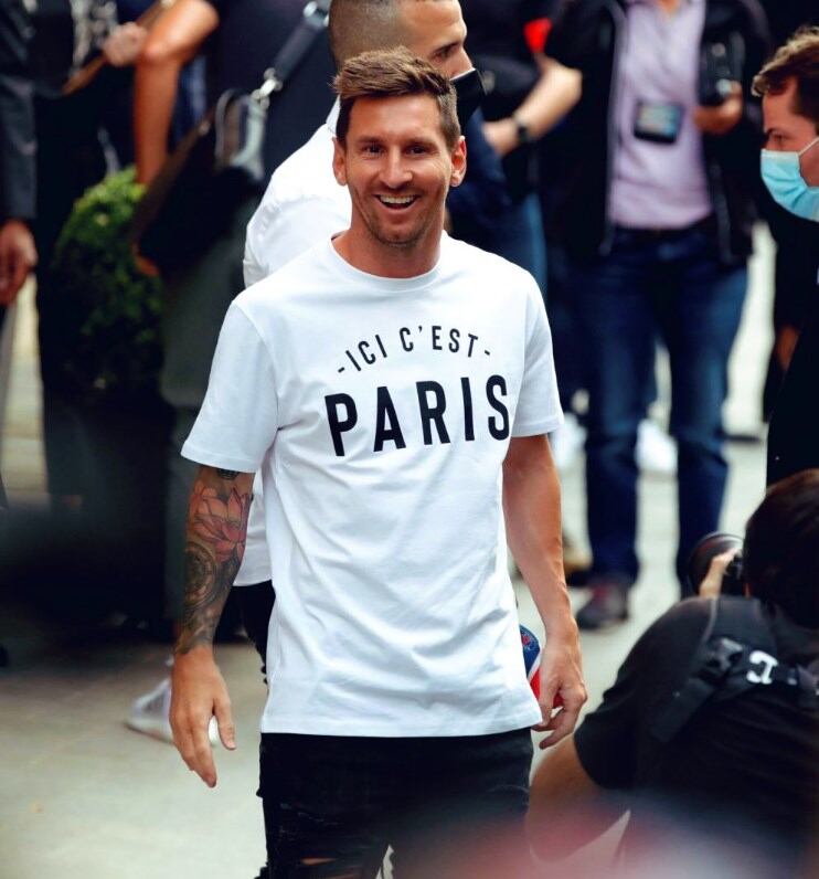 Messi, a pura sonrisa en Francia.