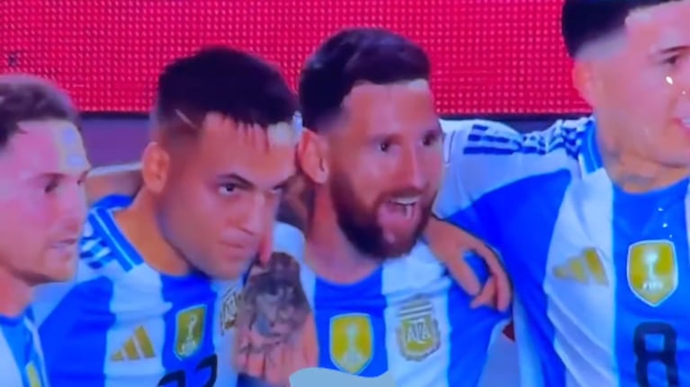 Messi anotó el 1 a 0 ante Bolivia y uno de sus hijos festejó eufórico.