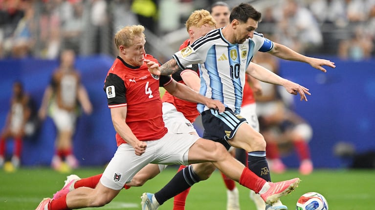 Messi ante Austria en Dallas. (Reuters/Jerome Miron)