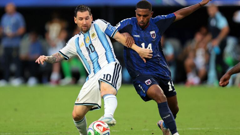 Messi ante Cabo Verde. Reuters/Sam Navarro