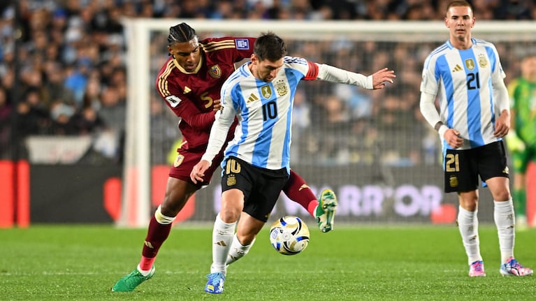 Messi ante Venezuela en el Monumental. REUTERS/Rodrigo Valle