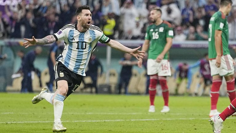 Messi contó la historia de la foto con el mate y la Copa del Mundo en la cama