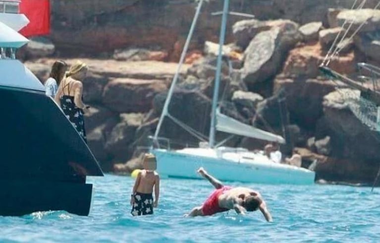 Messi de vacaciones en familia: Antonela lució radiante en Ibiza