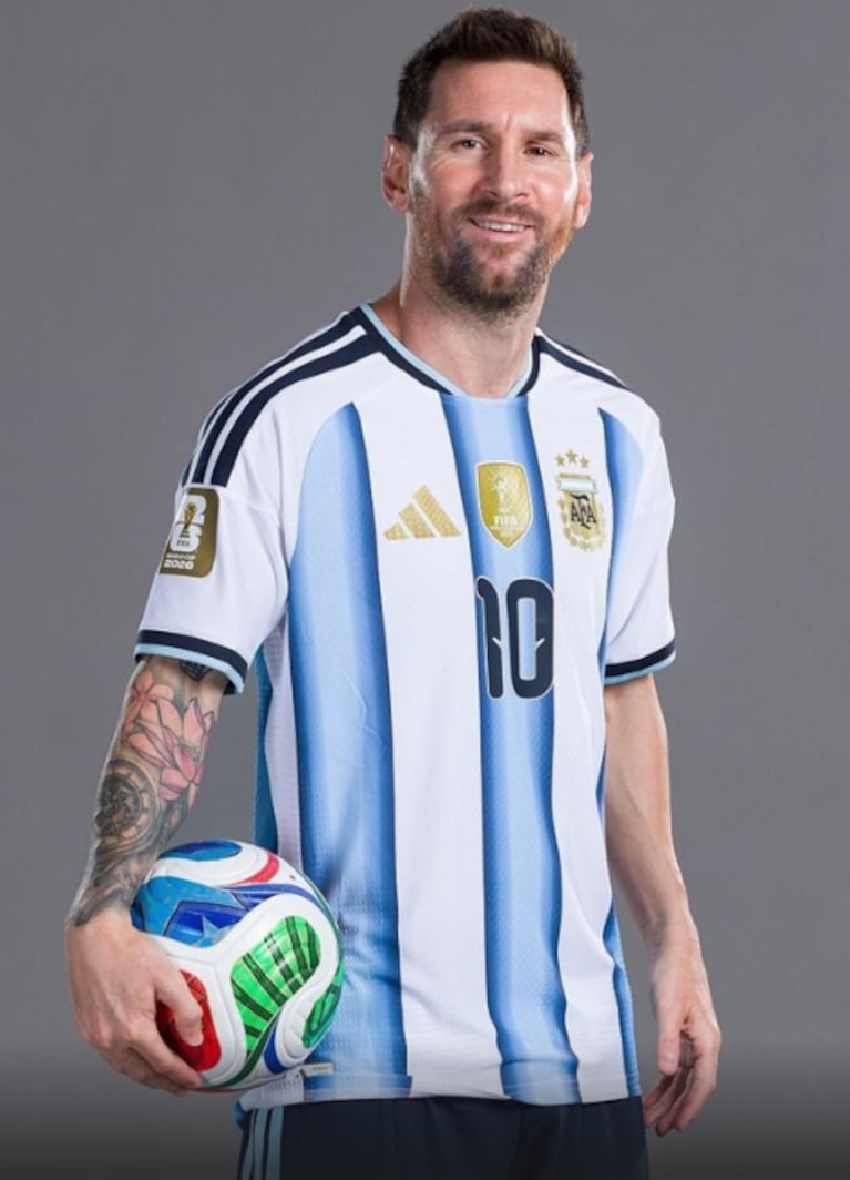 Messi, Dibu Martínez y otros jugadores tendrán parches especiales en el Mundial 2026: los significados