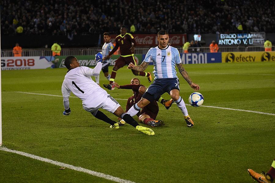 Messi, Dybala y compañía no pudieron contra el último de la tabla. Foto: Lucio Casalla / Enviado especial de ElDoce.tv