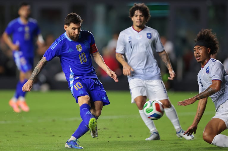 Messi fue desde el arranque en el partido de la Scaloneta ante Puerto Rico.