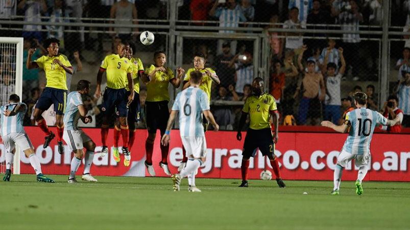 Messi fue la inmensa figura del triunfo de la Selección. Foto: AP.