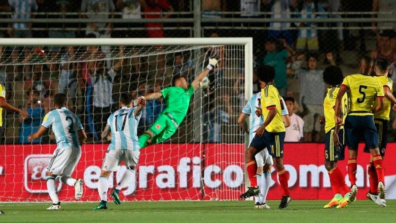 Messi fue la inmensa figura del triunfo de la Selección. Foto: AP.