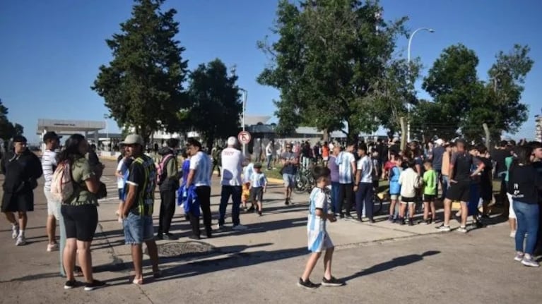 Messi llegó a Argentina para pasar las Fiestas tras su gira por la India