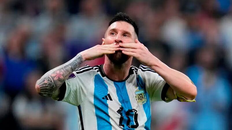 Messi llegó a Santiago del Estero con la Scaloneta.