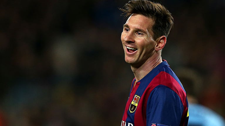 Messi recupera las sonrisas junto al pequeño Thiago.