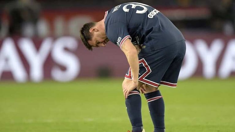 Messi salió con una molestia del partido entre el PSG y el Lille