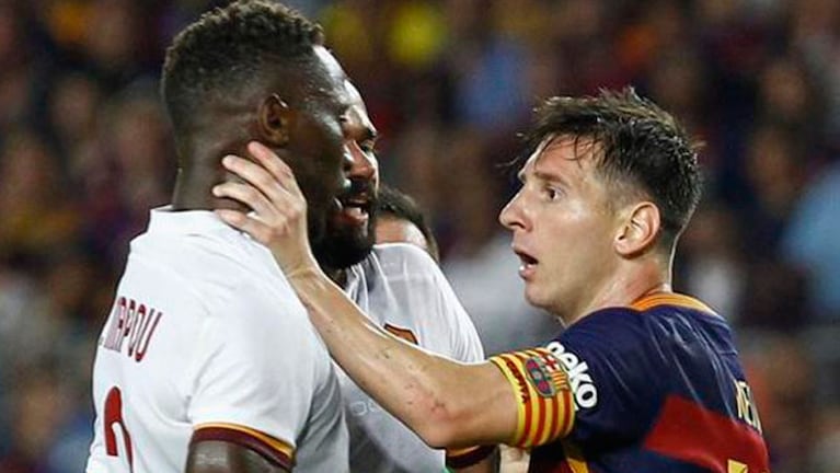 Messi se agarró feo con Mapou Yanga-Mbiwa