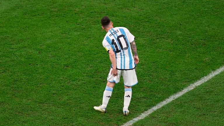 Messi se tomó el isquiotibial izquierdo en el primer tiempo ante Croacia.