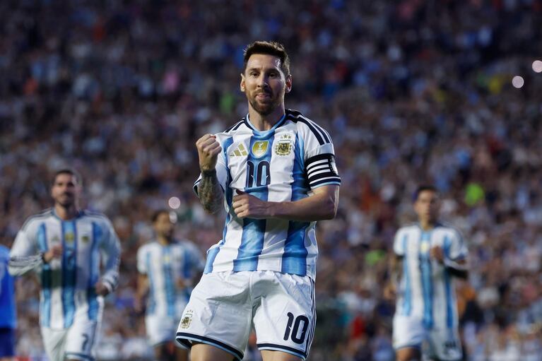 Messi será titular ante Argelia. (AP Foto/Butch Dill)