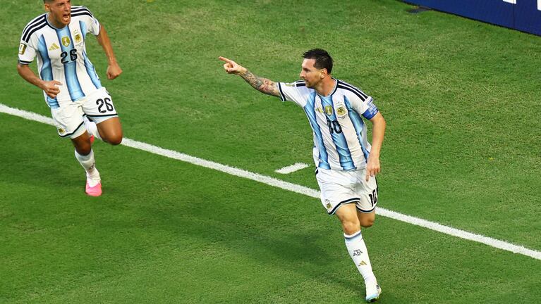 Messi tras marcar el 1 a 0 ante Cabo Verde. REUTERS/Marco Bello