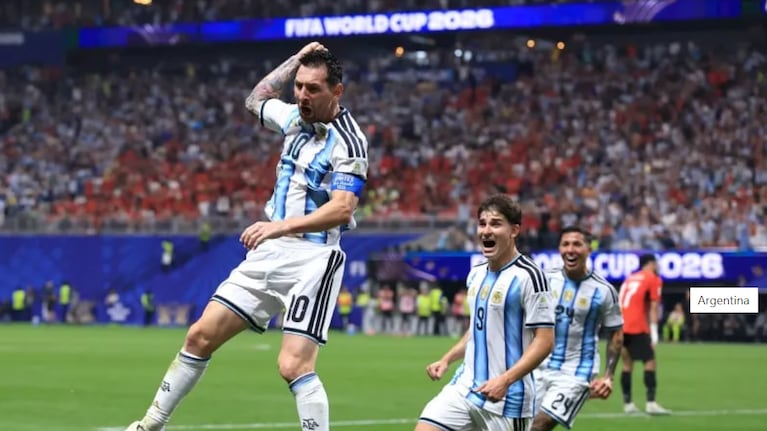 Messi y Julián, la delantera titular para buscar las semis.