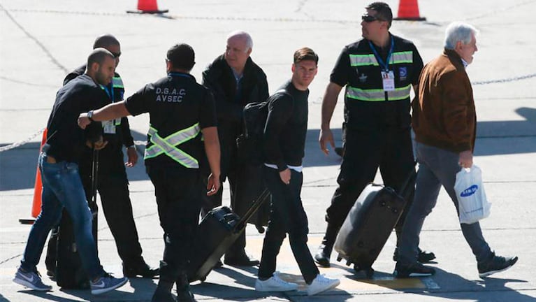 Messi y Mascherano llegaron a La Serena (Foto: La Nación)