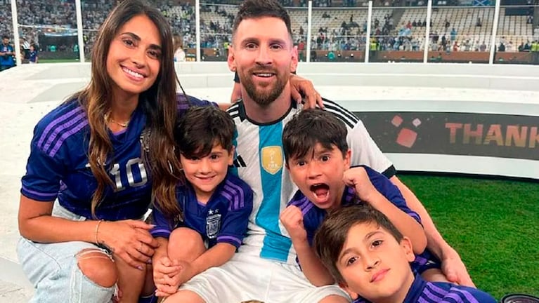 Messi y su familia festejando la Copa del Mundo. 