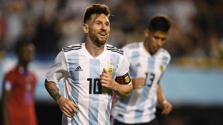 Messi y su familia se llevaron todas las miradas en la Bombonera.